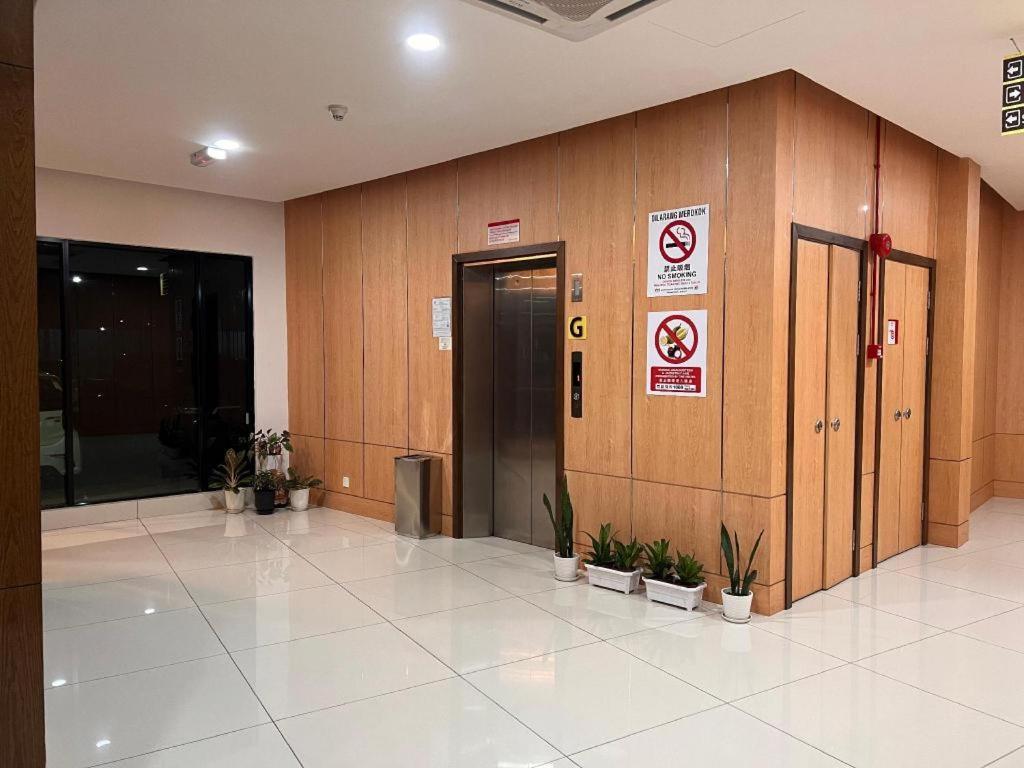D Arc Hotel Kota Kinabalu Exteriér fotografie